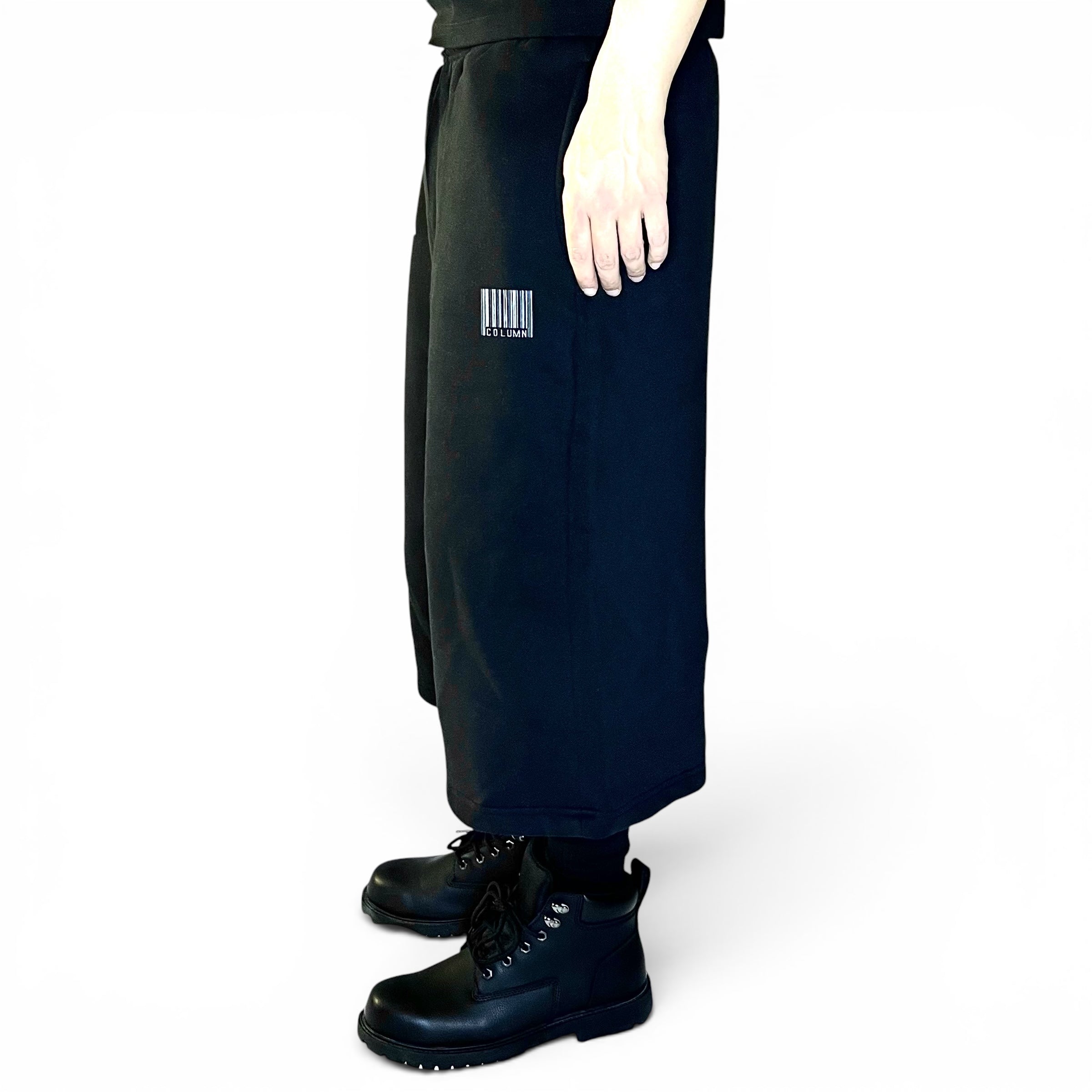 Barcode Extended Sweatshorts